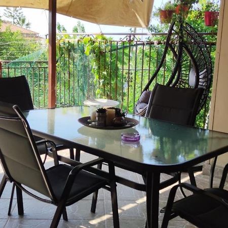 Rontaki Farm Apartment Kyparissia Exterior foto