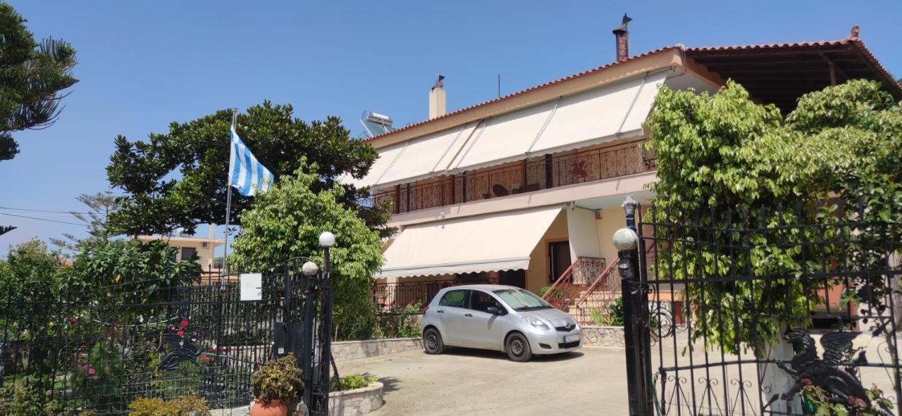 Rontaki Farm Apartment Kyparissia Exterior foto