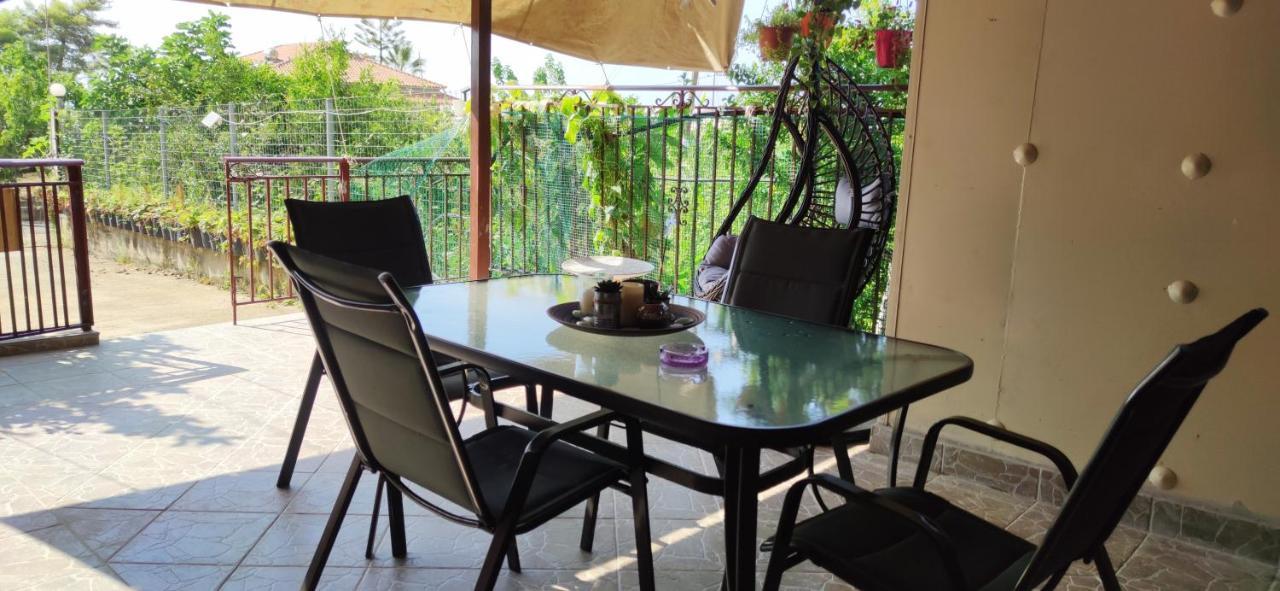Rontaki Farm Apartment Kyparissia Exterior foto